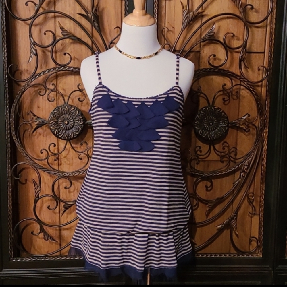 π₯Please Shareπ₯TOPS available in my closet - Picture 8 of 13